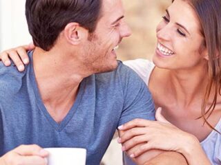 Cómo estar en una relación cuando el mundo de la monogamia es tan nuevo
