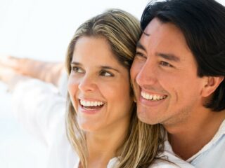 Usa el humor para conquistarla: cosas divertidas para decirle a una chica