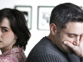 Cómo hacer que un chico se dé cuenta de que te está perdiendo: 13 pistas que funcionan