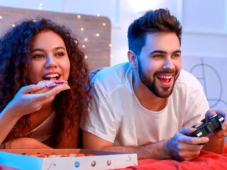 Juegos Para Jugar Con Tu Novia Y Hacer Tu Próxima Cita Sea Legendaria